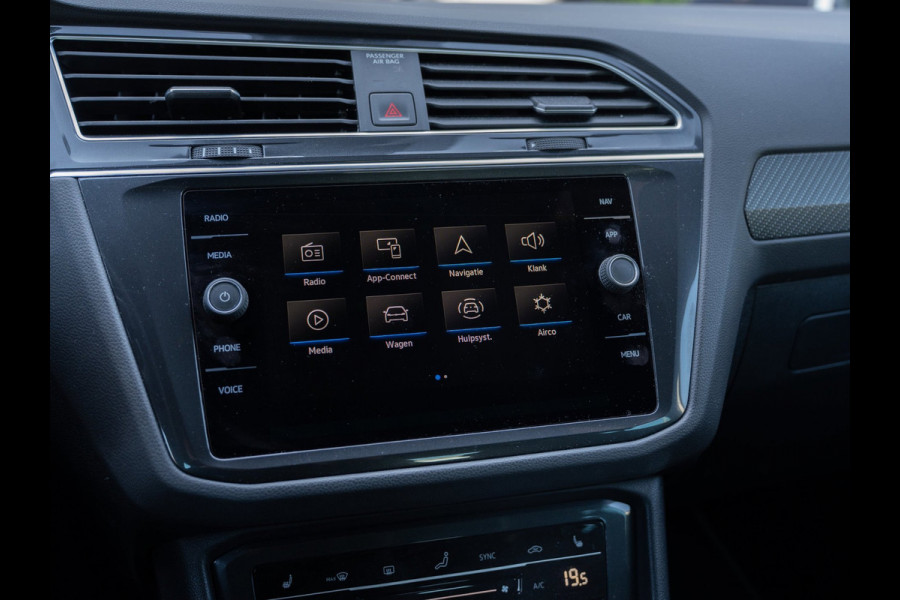 Volkswagen Tiguan 1.5 TSI 150PK DSG R-Line | Keyless | Camera | Winter Pack | BTW