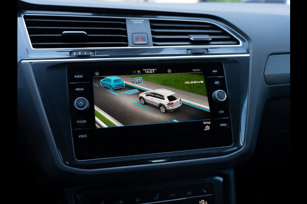 Volkswagen Tiguan 1.5 TSI 150PK DSG R-Line | Keyless | Camera | Winter Pack | BTW