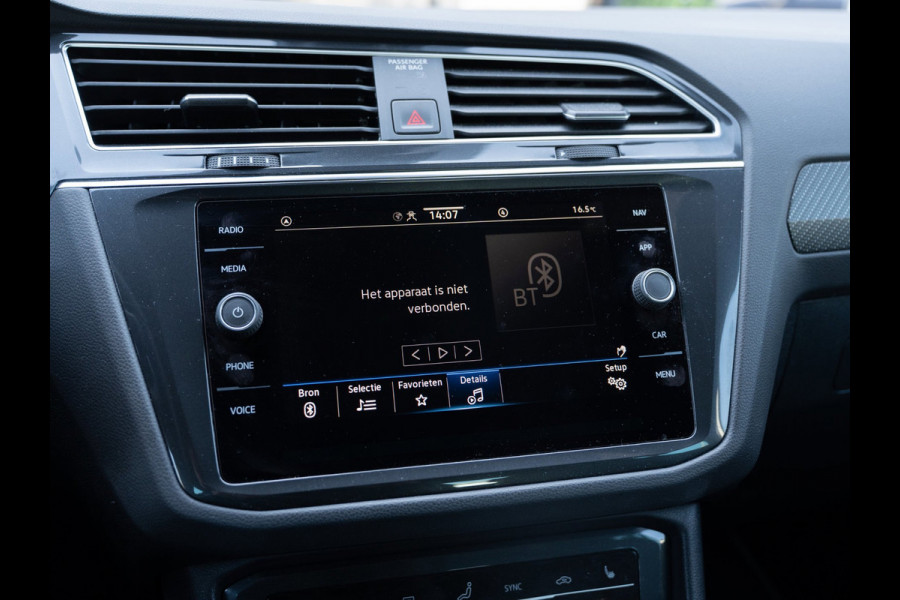 Volkswagen Tiguan 1.5 TSI 150PK DSG R-Line | Keyless | Camera | Winter Pack | BTW