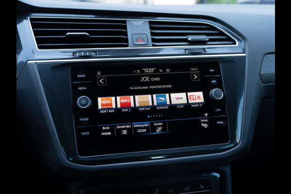 Volkswagen Tiguan 1.5 TSI 150PK DSG R-Line | Keyless | Camera | Winter Pack | BTW