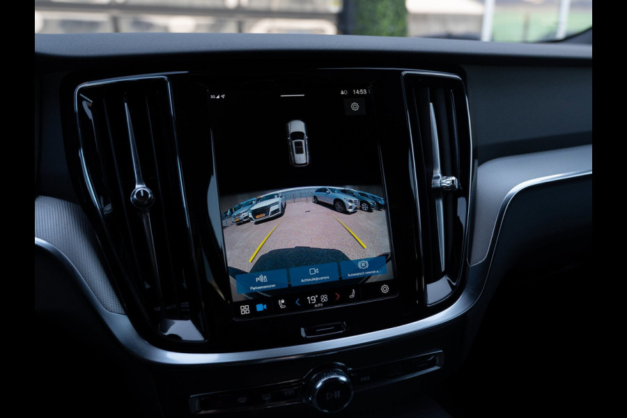 Volvo V60 2.0 T6 Plug-in hybrid AWD Plus Dark