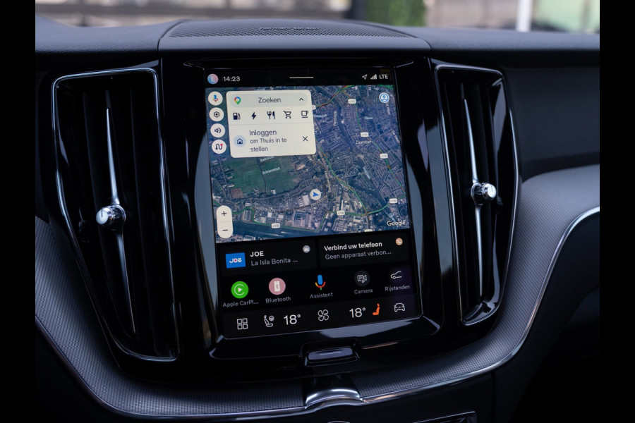 Volvo XC60 2.0 T6 Plug-in hybrid AWD Ultimate Dark | Pano | H/K Sound | Surround View | Trekhaak