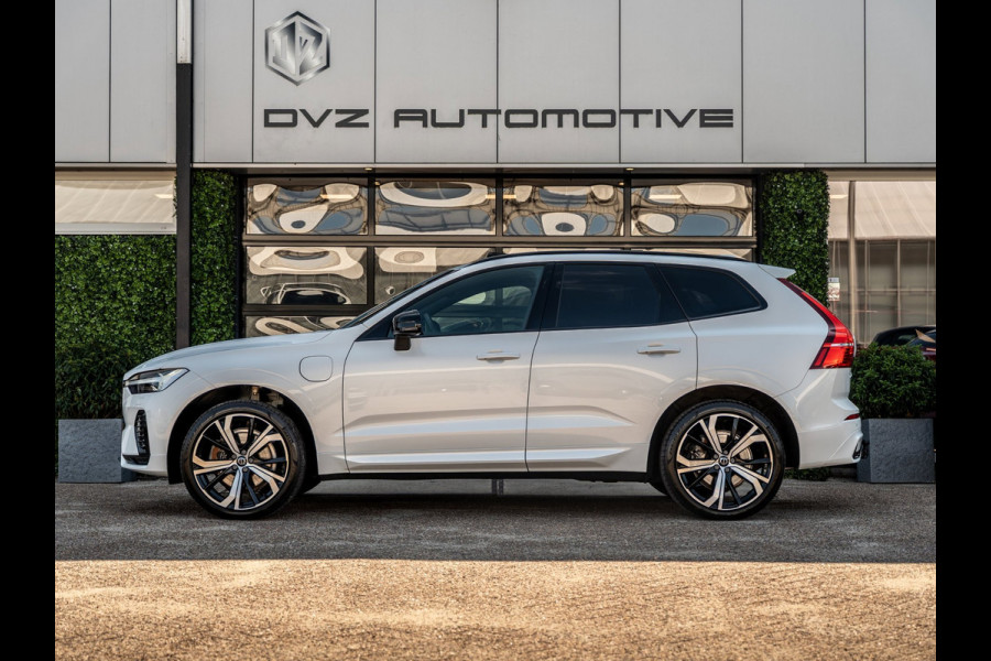 Volvo XC60 2.0 T6 Plug-in hybrid AWD Ultimate Dark | Pano | H/K Sound | Surround View | Trekhaak