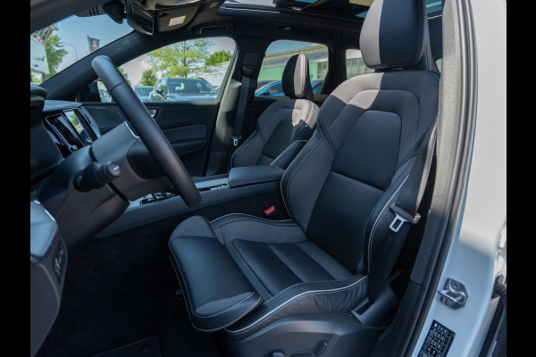 Volvo XC60 2.0 T6 Plug-in hybrid AWD Ultimate Dark | Pano | H/K Sound | Surround View | Trekhaak
