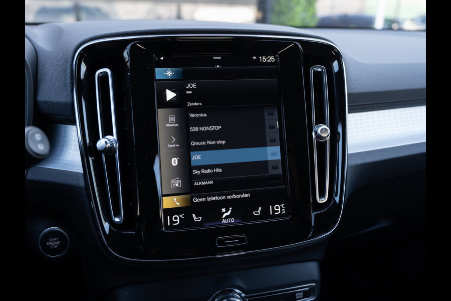 Volvo XC40 1.5 T4 Plug-in hybrid Plus Dark