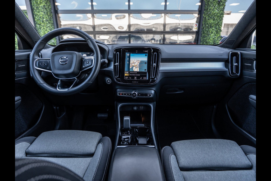 Volvo XC40 1.5 T4 Plug-in hybrid Plus Dark
