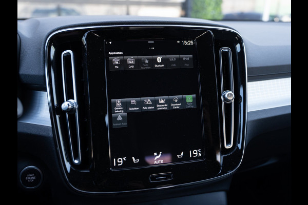 Volvo XC40 1.5 T4 Plug-in hybrid Plus Dark
