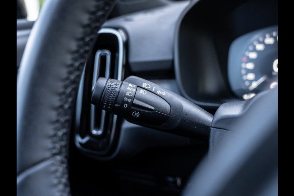 Volvo XC40 1.5 T4 Plug-in hybrid Plus Dark