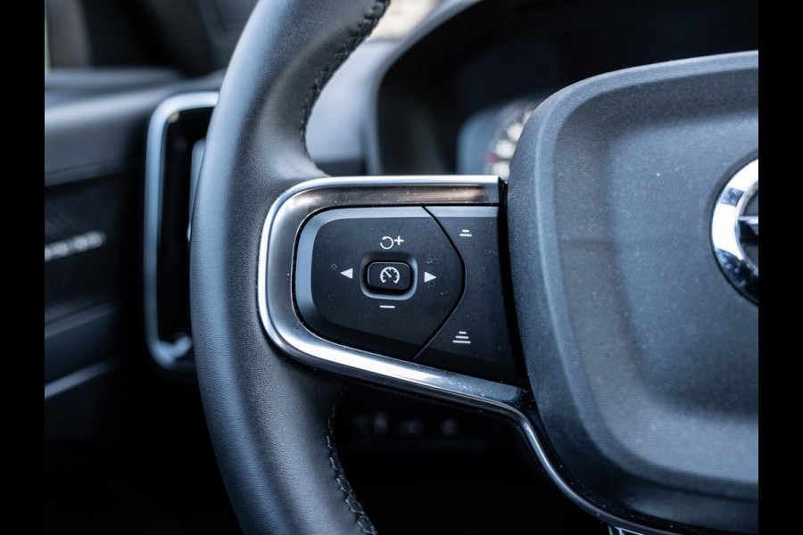 Volvo XC40 1.5 T4 Plug-in hybrid Plus Dark