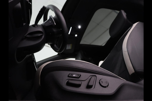 Kia Ev6 GT-Line 77.4 kWh | Panoramadak | Adaptive cruise | Matrix LED | Meridian Surround | Trekhaak | Head-Up | Leder/Alcantara | 360 Camera | Carplay | Keyless