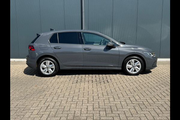 Volkswagen Golf 1.0 TSI Life * Automaat *