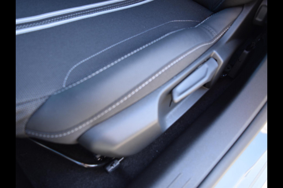 Opel Corsa Electric Long Range GS 51 kWh | WARMTEPOMP | INFOTAINMENT PAKKET | COMFORT PAKKET | 17" LMV |