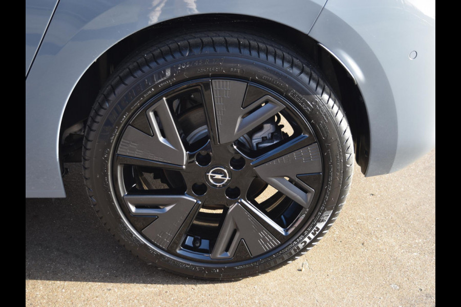 Opel Corsa Electric Long Range GS 51 kWh | WARMTEPOMP | INFOTAINMENT PAKKET | COMFORT PAKKET | 17" LMV |