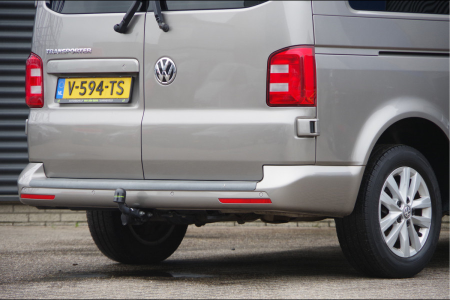 Volkswagen Transporter 2.0 TDI L2H1 DC-5P, 150PK AUT. NAP! TREKHAAK, CARPLAY, NAVI, CRUISE, LEDER STUUR, PARKEERSENSOREN, 16'' LMV