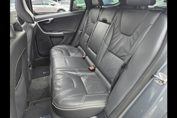 Volvo V60 2.0 T4 Business Sport R design NL-AUTO | PANODAK | LEDER | CAMERA | TREKHAAK