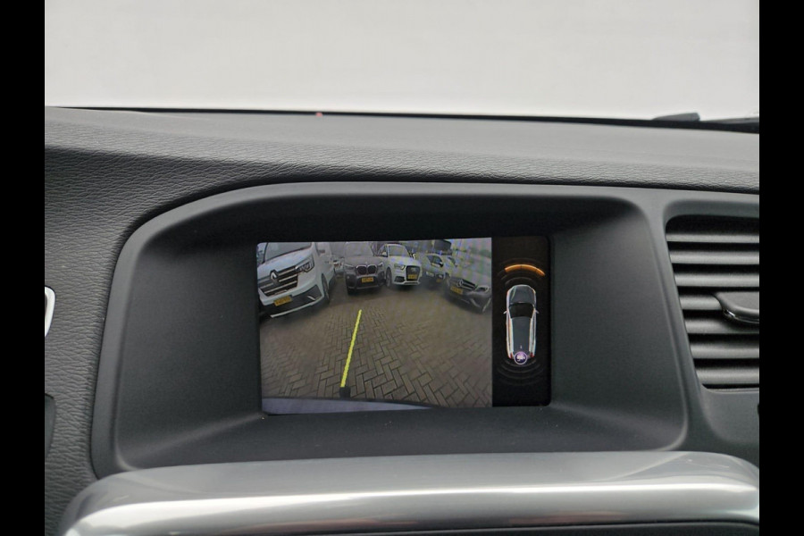Volvo V60 2.0 T4 Business Sport R design NL-AUTO | PANODAK | LEDER | CAMERA | TREKHAAK