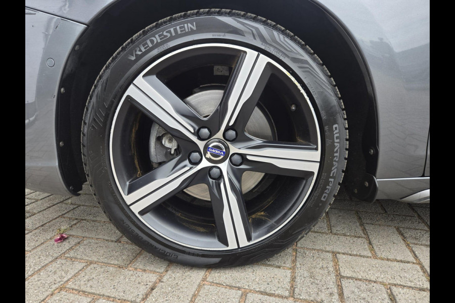 Volvo V60 2.0 T4 Business Sport R design NL-AUTO | PANODAK | LEDER | CAMERA | TREKHAAK