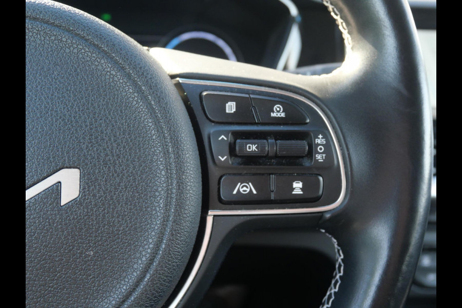 Kia e-Niro ExecutiveLine 64 kWh |SOH 97,4% | Schuif/kantel dak | Stoel geheugen | Stoel verwarming/ventilatie |