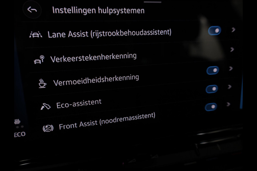 Volkswagen ID.3 First Plus 58 kWh 204PK 58KWH | Navigatie | Parkeercamera | 19" LM velgen "|