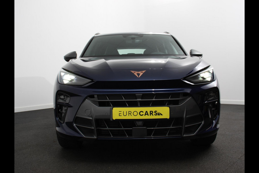 CUPRA Terramar 1.5 eTSI 150 pk Automaat Business Navigatie Apple Carplay/Android Auto PDC VA + Camera 18" LM Velgen Full LED Signature Climate Control