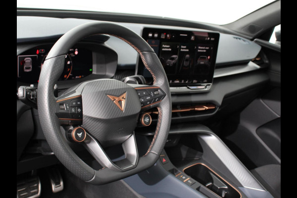 CUPRA Terramar 1.5 eTSI 150 pk Automaat Business Navigatie Apple Carplay/Android Auto PDC VA + Camera 18" LM Velgen Full LED Signature Climate Control