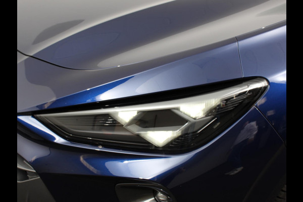 CUPRA Terramar 1.5 eTSI 150 pk Automaat Business Navigatie Apple Carplay/Android Auto PDC VA + Camera 18" LM Velgen Full LED Signature Climate Control