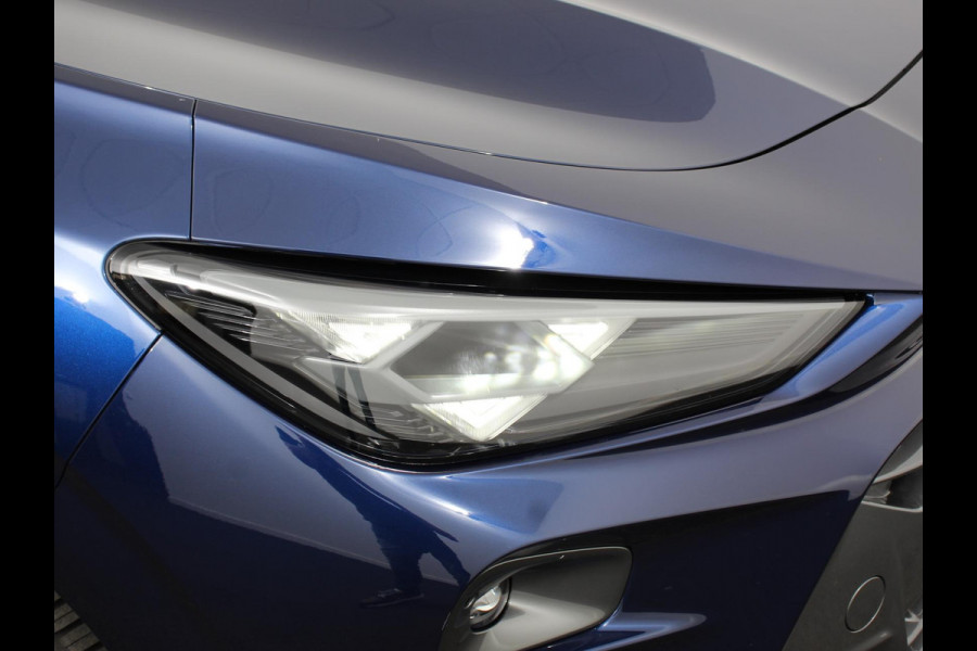 CUPRA Terramar 1.5 eTSI 150 pk Automaat Business Navigatie Apple Carplay/Android Auto PDC VA + Camera 18" LM Velgen Full LED Signature Climate Control