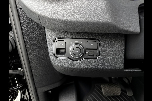 Mercedes-Benz Sprinter 319 1.9 CDI L2H2 30 Jahre Edition Leder Vanstep Full black Zonneklep met Led MAK Safari 3500kg Trekhaak Betimmering Navigatie