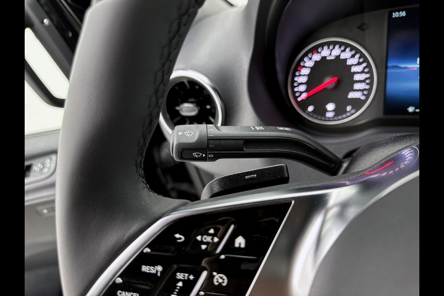 Mercedes-Benz Sprinter 319 1.9 CDI L2H2 30 Jahre Edition Leder Vanstep Full black Zonneklep met Led MAK Safari 3500kg Trekhaak Betimmering Navigatie