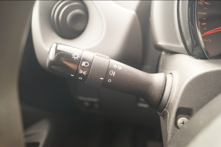 Peugeot 108 1.0 e-VTi Active 5-drs -AIRCO-DAB-LED-