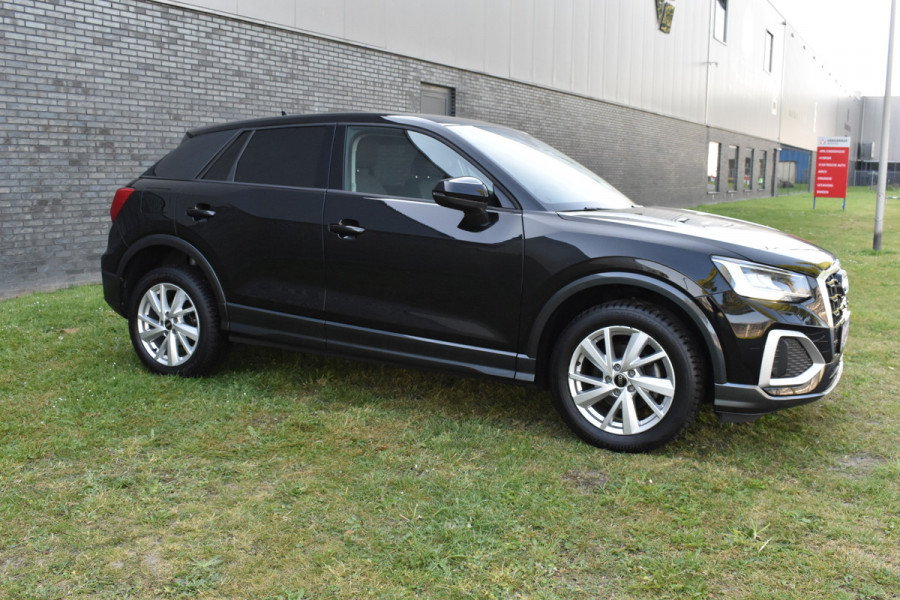Audi Q2 35 TFSI S Edition Automaat Navi digi-cockpit el-achterklep