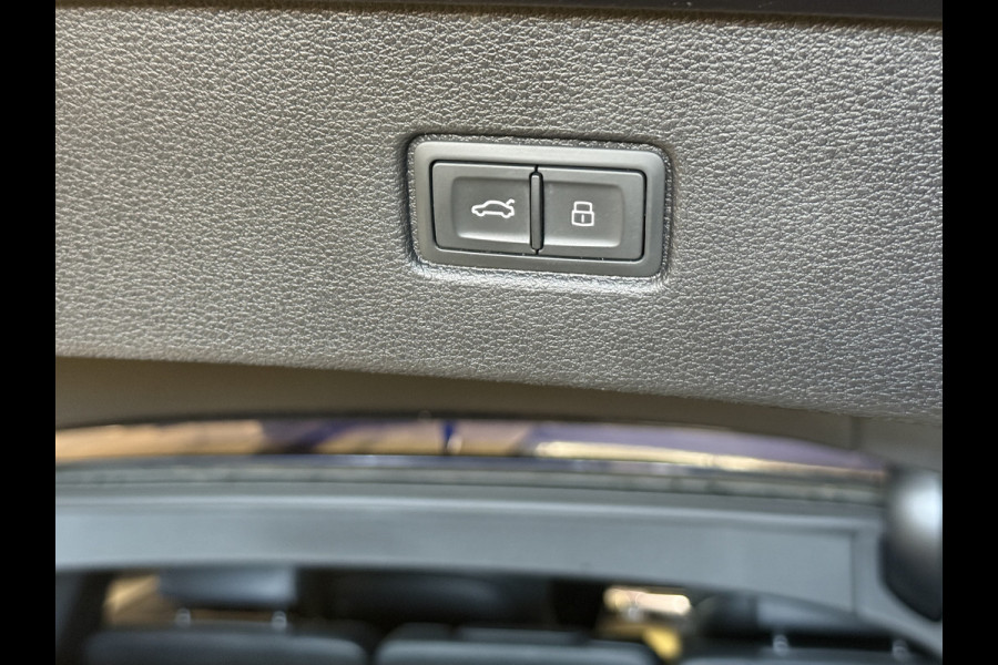 Audi Q7 60 TFSI e quattro Competition | 2x S-Line | RS-Stoelen | Trekhaak | Bose | Leder | HUD