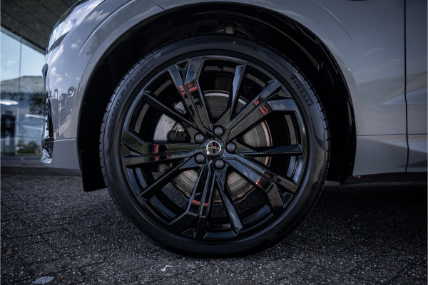 Volvo XC60 2.0 T6 Plug-in hybrid AWD Plus Black Edition **H&K**HUD** **PANODAK**