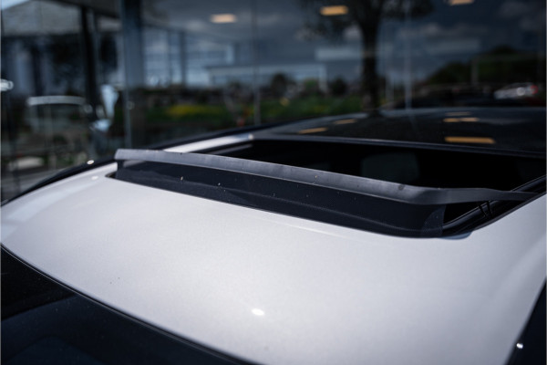 Volvo XC60 2.0 T6 Plug-in hybrid AWD Plus Black Edition **H&K**HUD** **PANODAK**