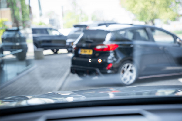 Volvo XC60 2.0 T6 Plug-in hybrid AWD Plus Black Edition **H&K**HUD** **PANODAK**