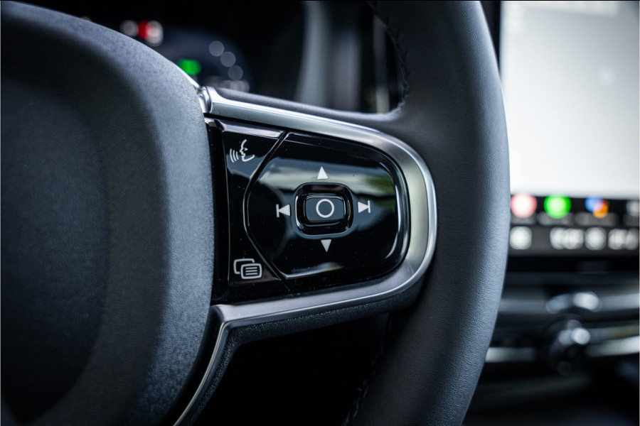 Volvo XC60 2.0 T6 Plug-in hybrid AWD Plus Black Edition **H&K**HUD** **PANODAK**