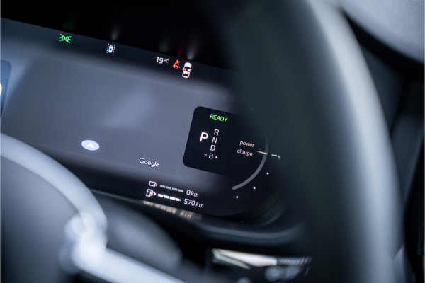 Volvo XC60 2.0 T6 Plug-in hybrid AWD Plus Black Edition **H&K**HUD** **PANODAK**