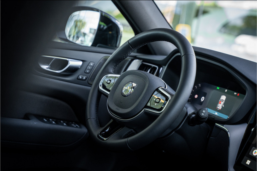 Volvo XC60 2.0 T6 Plug-in hybrid AWD Plus Black Edition **H&K**HUD** **PANODAK**