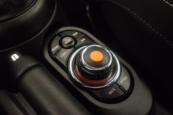 MINI Mini 1.5 John Cooper Works Dalston Edition JCW NL-auto [ Panoramadak Harman Kardon HUD Digital Dash Alcantara ]