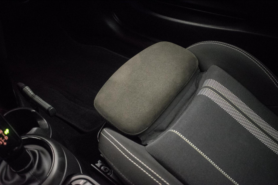 MINI Mini 1.5 John Cooper Works Dalston Edition JCW NL-auto [ Panoramadak Harman Kardon HUD Digital Dash Alcantara ]