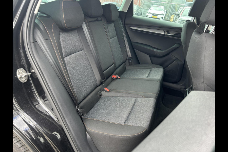 Škoda Karoq 1.0 TSI Business Edition Plus STOELVERWARMING | MATRIX LED | NAVI | CARPLAY
