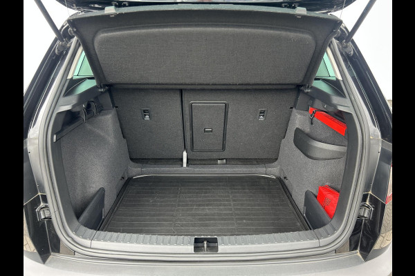 Škoda Karoq 1.0 TSI Business Edition Plus STOELVERWARMING | MATRIX LED | NAVI | CARPLAY