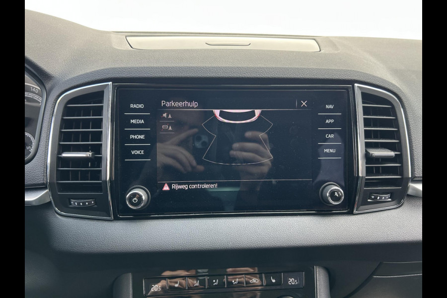 Škoda Karoq 1.0 TSI Business Edition Plus STOELVERWARMING | MATRIX LED | NAVI | CARPLAY