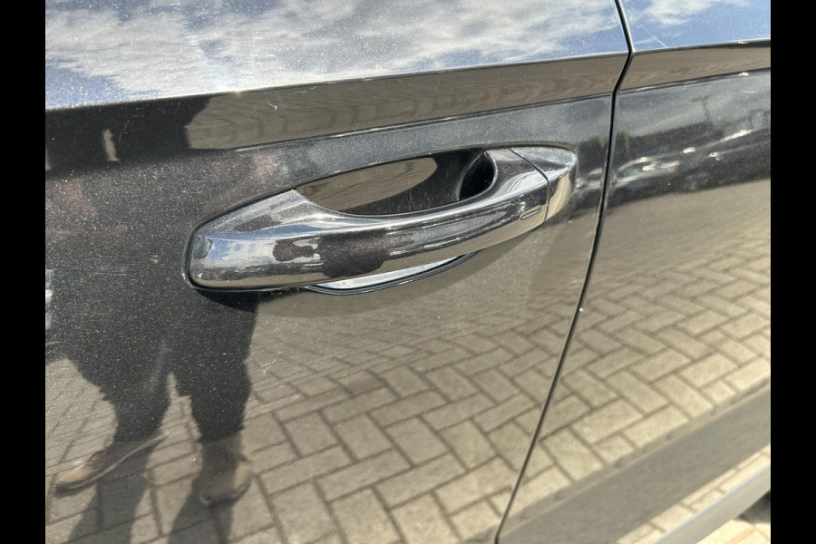 Škoda Karoq 1.0 TSI Business Edition Plus STOELVERWARMING | MATRIX LED | NAVI | CARPLAY