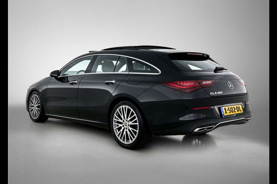 Mercedes-Benz CLA-Klasse Shooting Brake 180 Luxury Line | Achteruitrijcamera | Lederen bekleding | EASY PACK achterklep | Keyless Entry | Smartphone intergratie | Inclusief 24 maanden MB Certified garantie voor Europa.