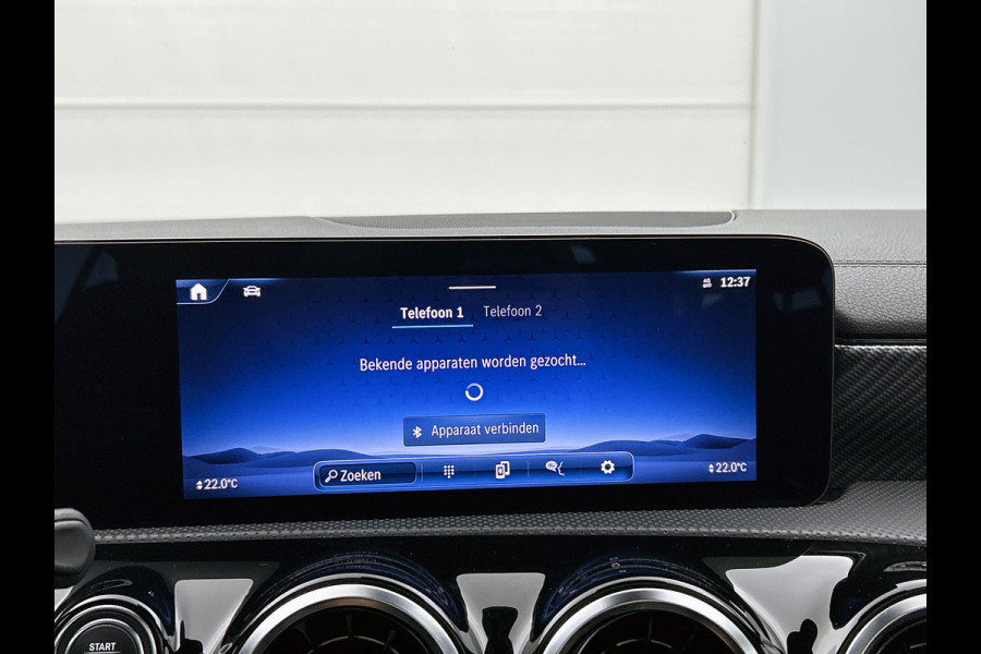Mercedes-Benz CLA-Klasse Shooting Brake 180 Luxury Line | Achteruitrijcamera | Lederen bekleding | EASY PACK achterklep | Keyless Entry | Smartphone intergratie | Inclusief 24 maanden MB Certified garantie voor Europa.