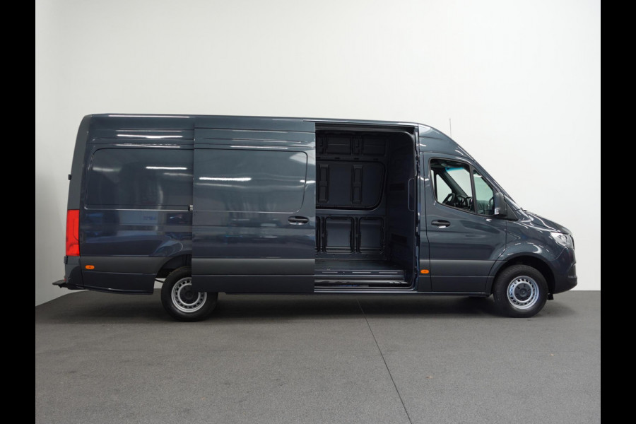 Mercedes-Benz Sprinter 315 L3 RWD Automaat Trekhaak Airco Adaptive Cruise Control Parkeersensoren Camera Leder