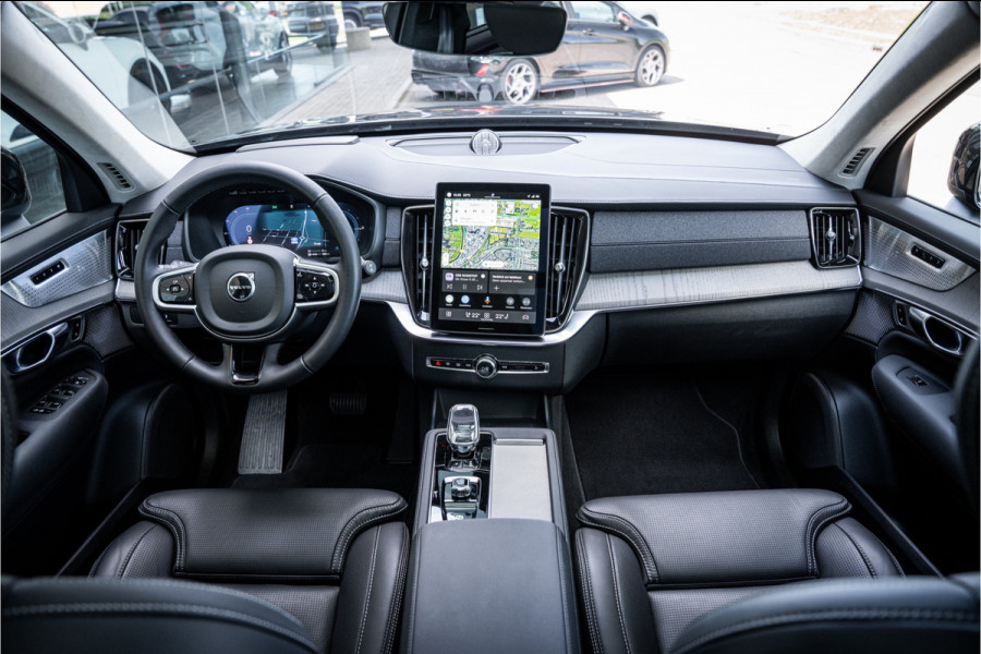Volvo XC90 T8 Plug-in hybrid AWD ULTRA DARK **Lucht vering** Trekhaak**Panodak B&W**Stoelventilatie+Massage