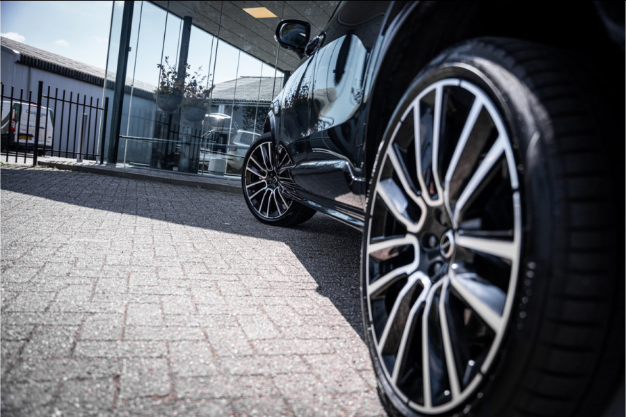 Volvo XC90 T8 Plug-in hybrid AWD ULTRA DARK **Lucht vering** Trekhaak**Panodak B&W**Stoelventilatie+Massage