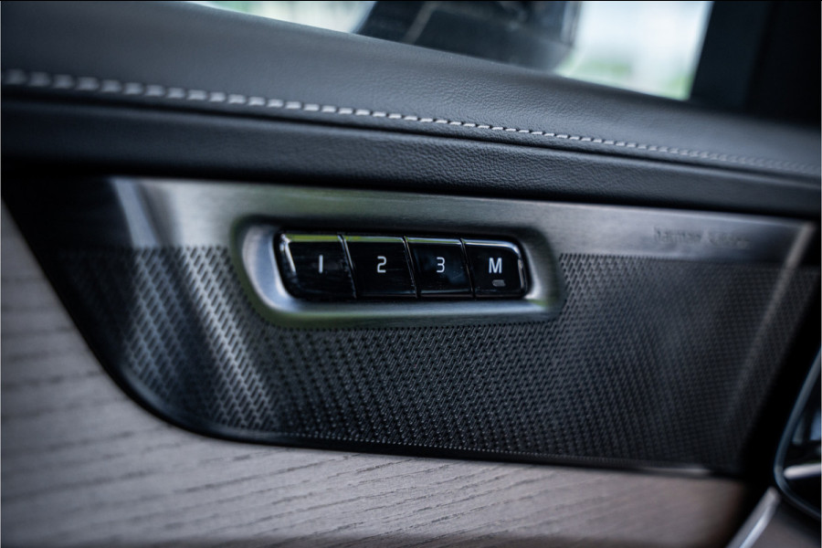 Volvo XC90 2.0 T8 Plug-in hybrid AWD PLUS DARK ** Panodak ** Harman/Kardon ** HUD